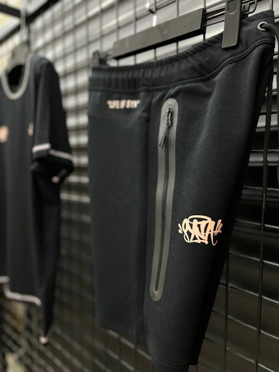 Nike x Syna
