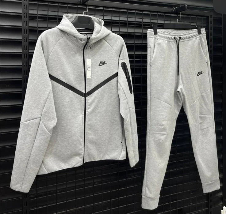 Nike Tech Fleece